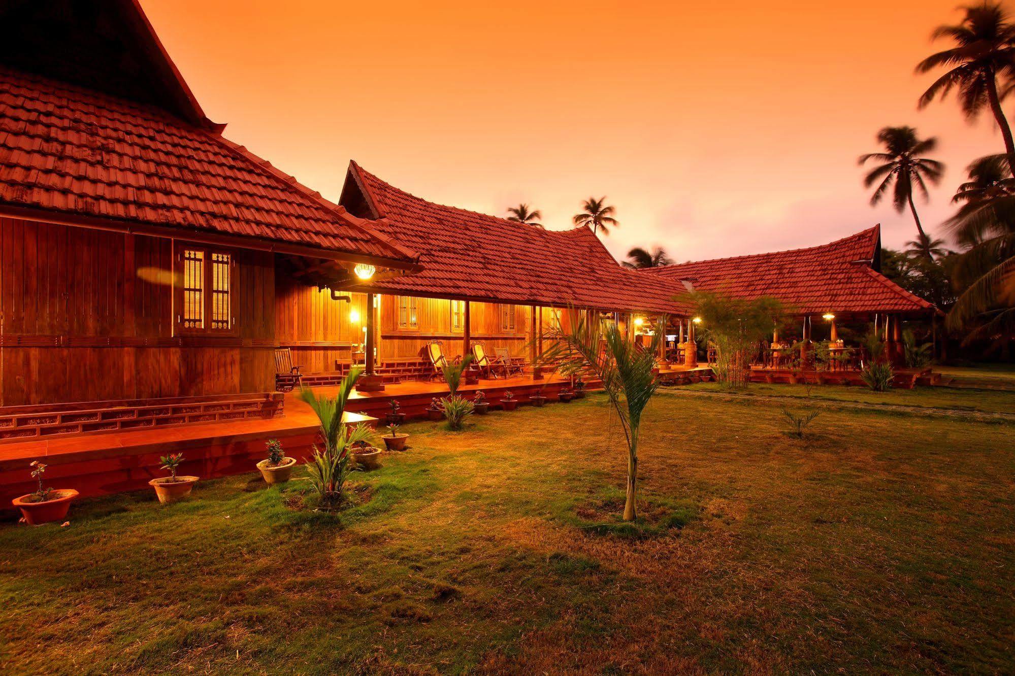 Kondai Lip Backwater Heritage Resort Kochi Exterior photo