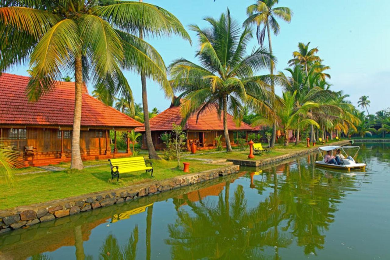 Kondai Lip Backwater Heritage Resort Kochi Exterior photo